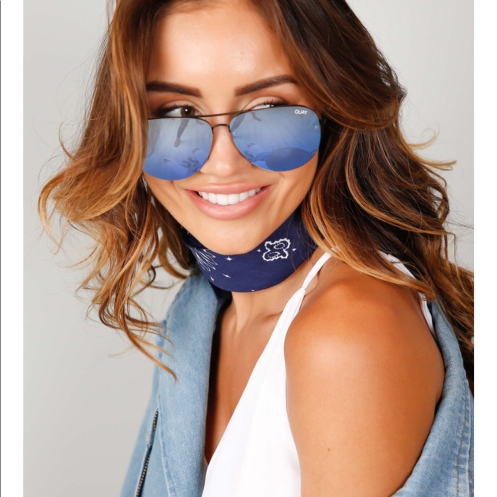 Quay Australia Muse Silver Blue